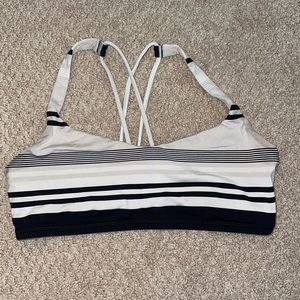 Lululemon Free to Be Bra - Size 8